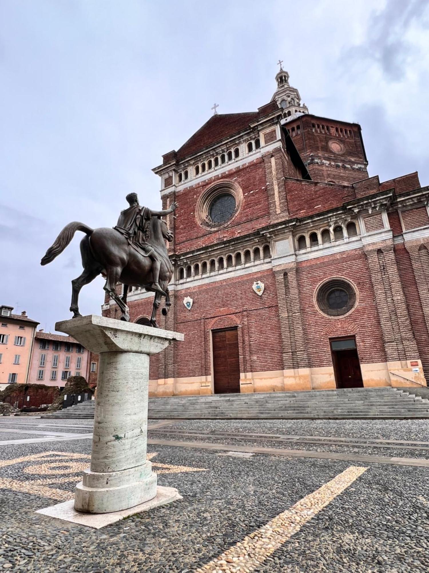 Dimora Palazzo Delle Gabette - Centro Storico Apartment Pavia Bagian luar foto