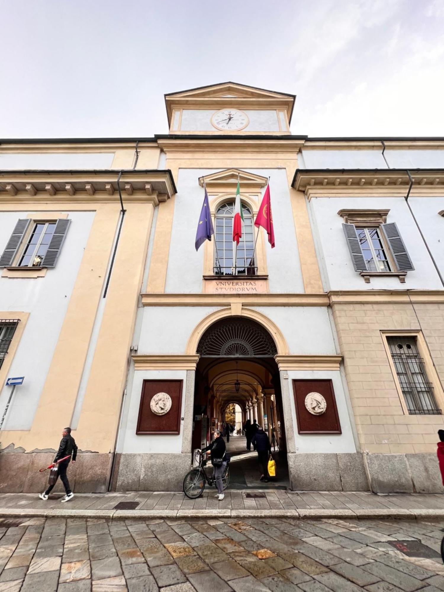 Dimora Palazzo Delle Gabette - Centro Storico Apartment Pavia Bagian luar foto