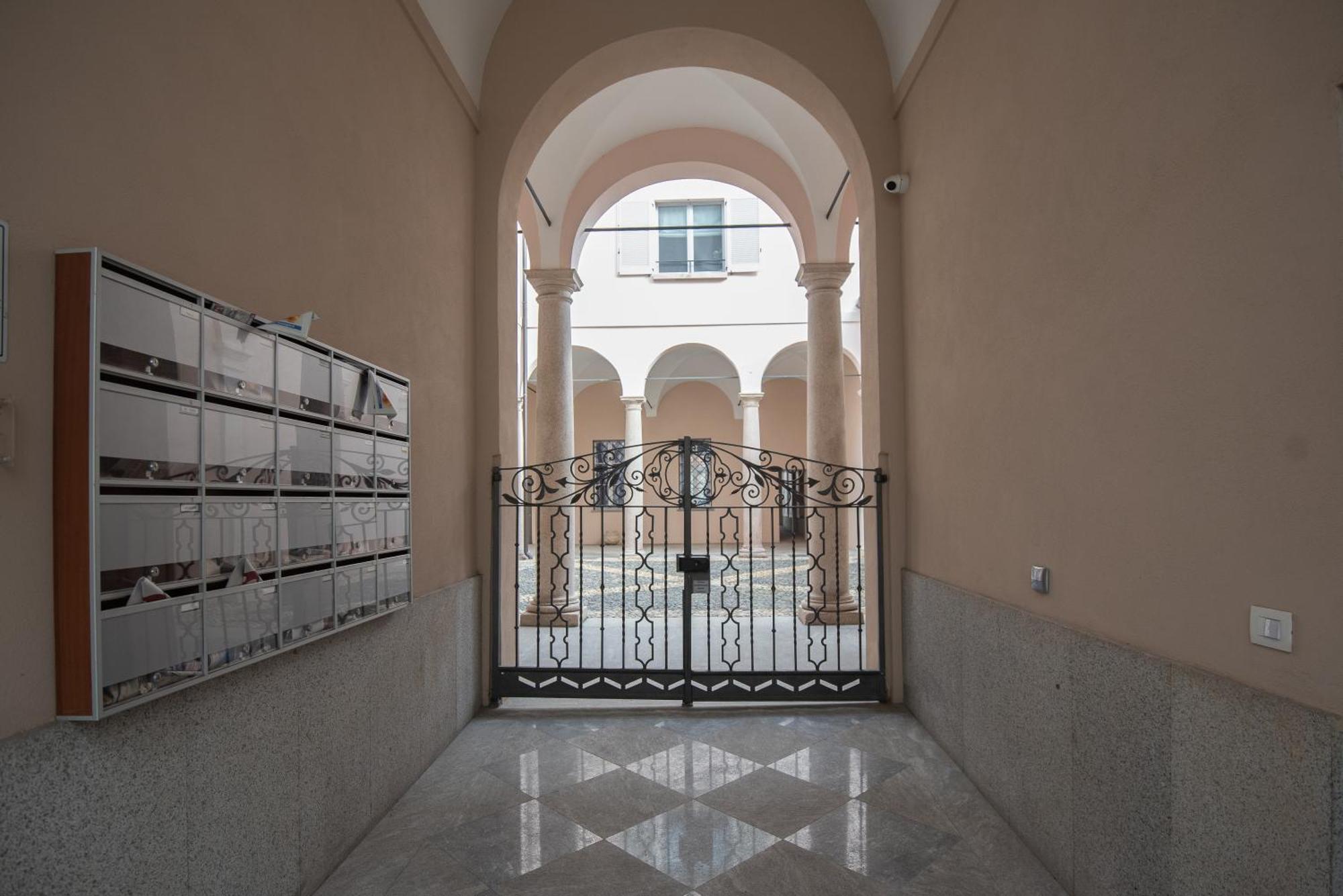 Dimora Palazzo Delle Gabette - Centro Storico Apartment Pavia Bagian luar foto